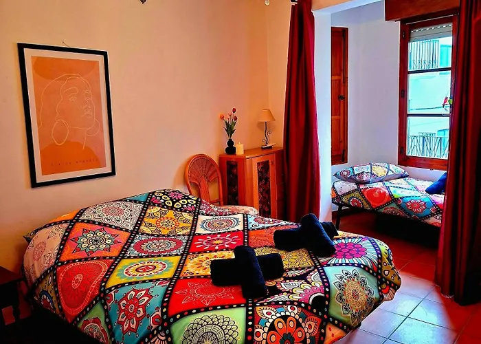 Amarilla Tatil Evi Callosa de Ensarriá